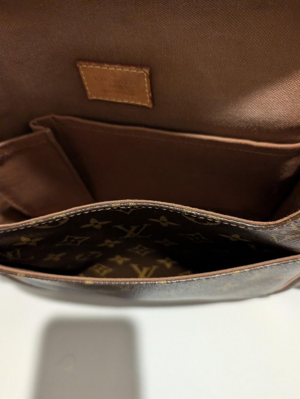 Louis Vuitton Monogram Bosphore Messenger PM – Excellent Condition COA Included - Picture 9 of 16